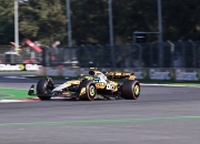 英雄联盟总决赛时间-红牛二队鏖战法拉利，周冠宇状态火热