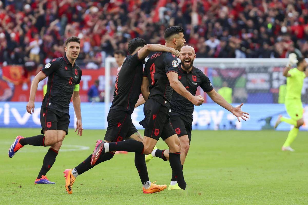 阿尔巴尼亚意外胜拉脱维亚,挺进欧国联半决赛 阿尔巴尼亚意外胜拉脱维亚,挺进欧国联半决赛