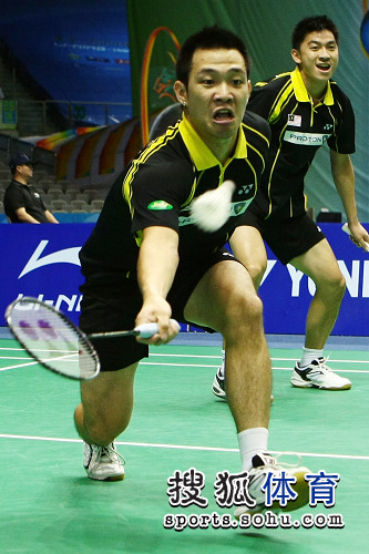 关于马来西亚队碾压印度队,黄鸭组合点燃赛场的信息 关于马来西亚队碾压印度队,黄鸭组合点燃赛场的信息