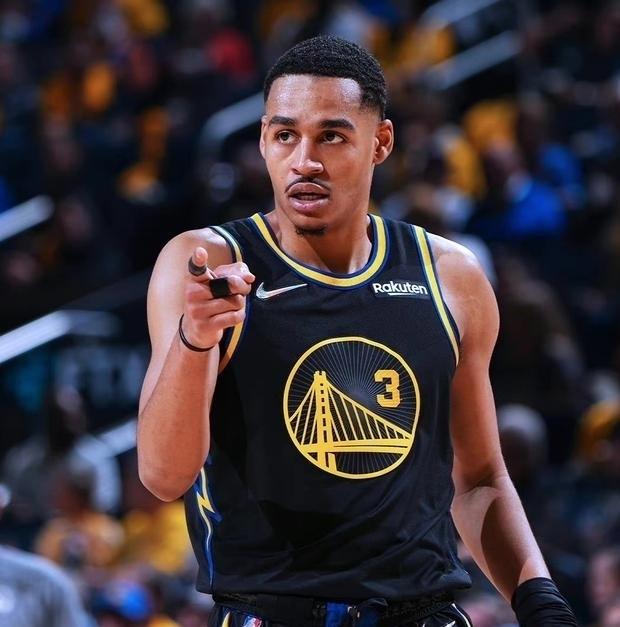 公牛横扫爵士，保罗刷新纪录