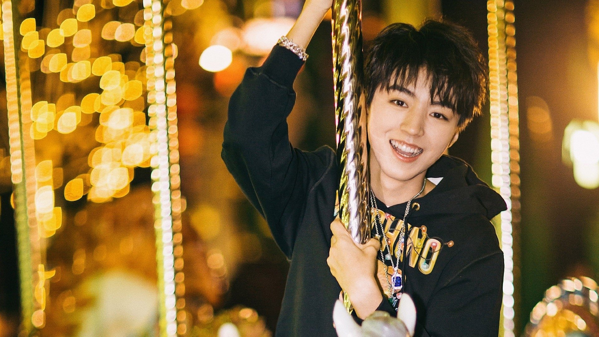 篮球世界的双重震撼，北京队跨联赛压制公牛，东契奇西甲德比演绎王者归来